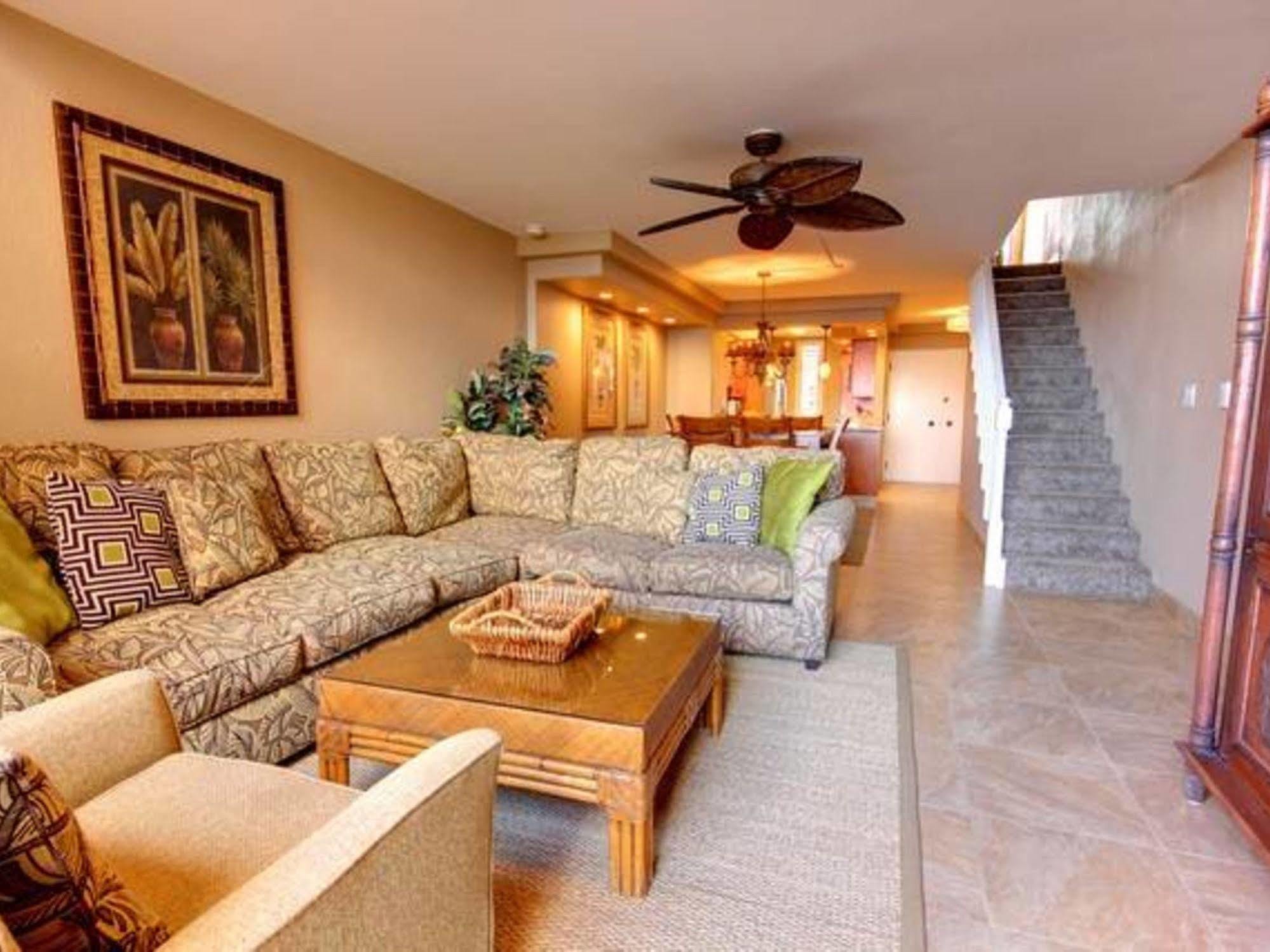 Kahana Villa Lahaina Esterno foto