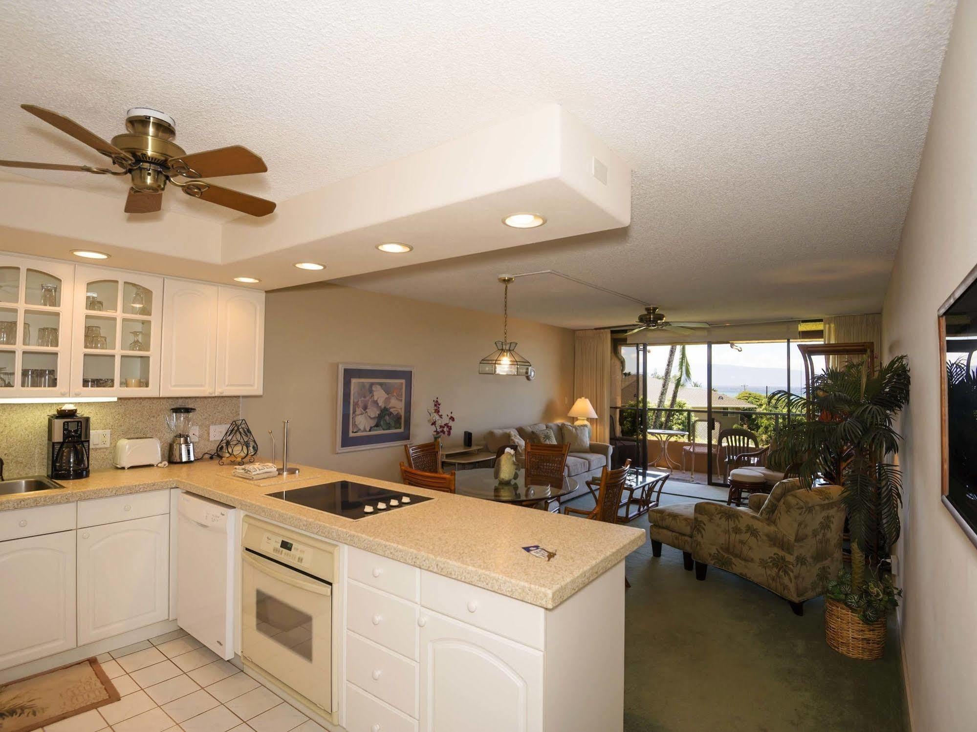 Kahana Villa Lahaina Esterno foto